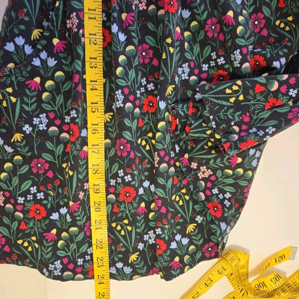 Hanna Andersson Girls Long Sleeve Pocket Skater Dress Size‎ 5 Floral Print 110